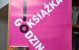 Książka i logo DKK