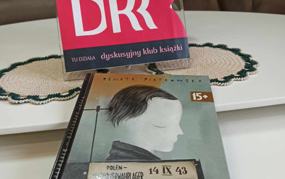 Zdjęcie do Dyskusyjny Klub Książki w Bibliotece Publicznej w Rzepedzi