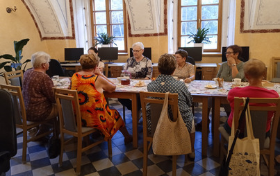 Zdjęcie do Spotkanie DKK w Haczowie o książce &quot;Księga dw&oacute;ch dr&oacute;g&quot; Jodi Picoult