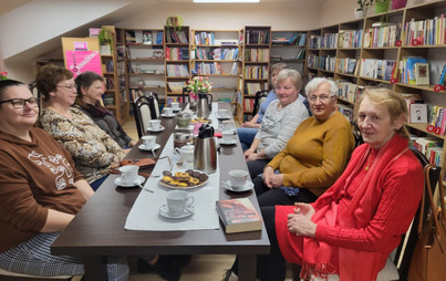 Zdjęcie do Spotkanie DKK w Filii w Torkach GBP w Medyce o książce &quot;Dzień, w kt&oacute;rym cię straciłam&quot; Fionnualii Keatney