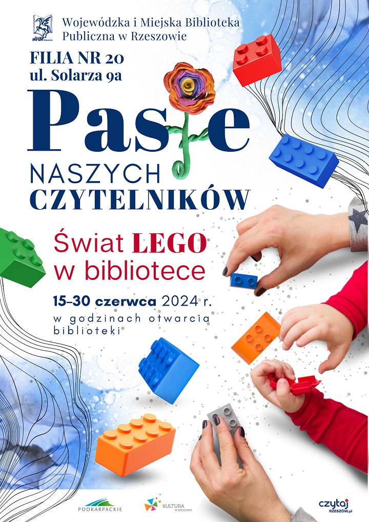 Dłonie trzymające kolorowe klocki